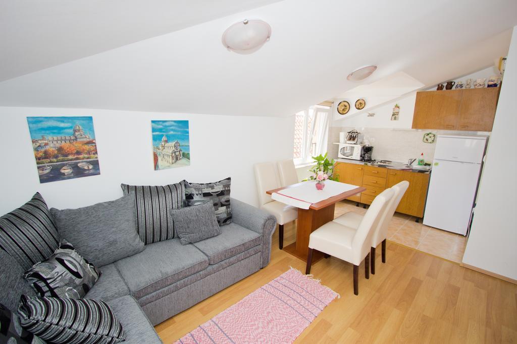 Apartment Bucevic Sibenik Phòng bức ảnh